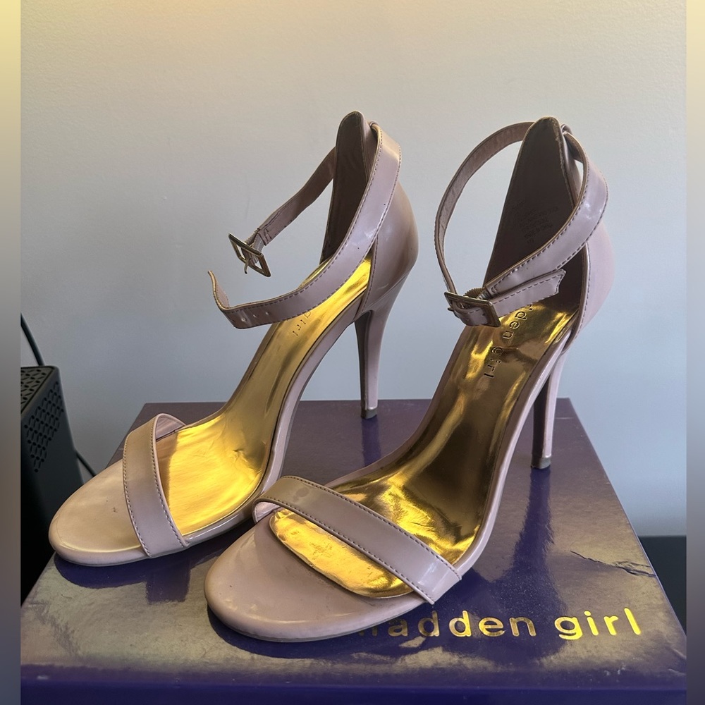 Madden Girl Dafney - Nude Sandal Pumps - Size 10